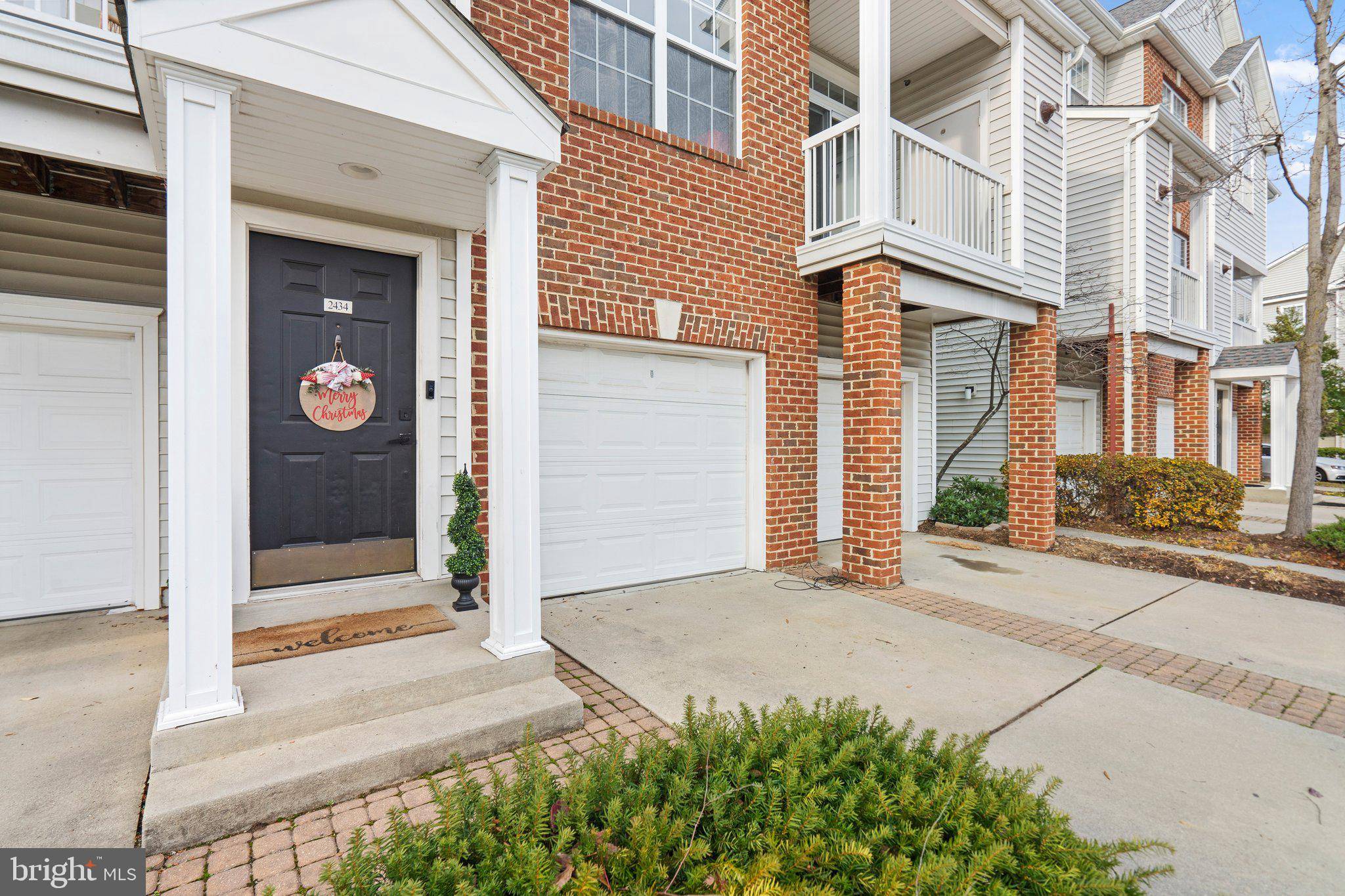 Herndon, VA 20171,2434 COOPERS BRANCH CT #2434