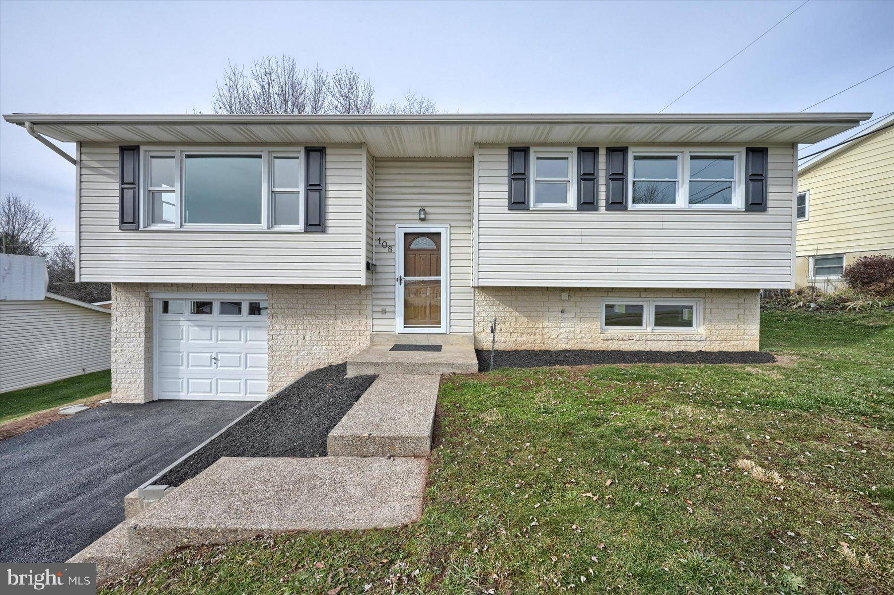 Middletown, PA 17057,108 GREENWOOD DR