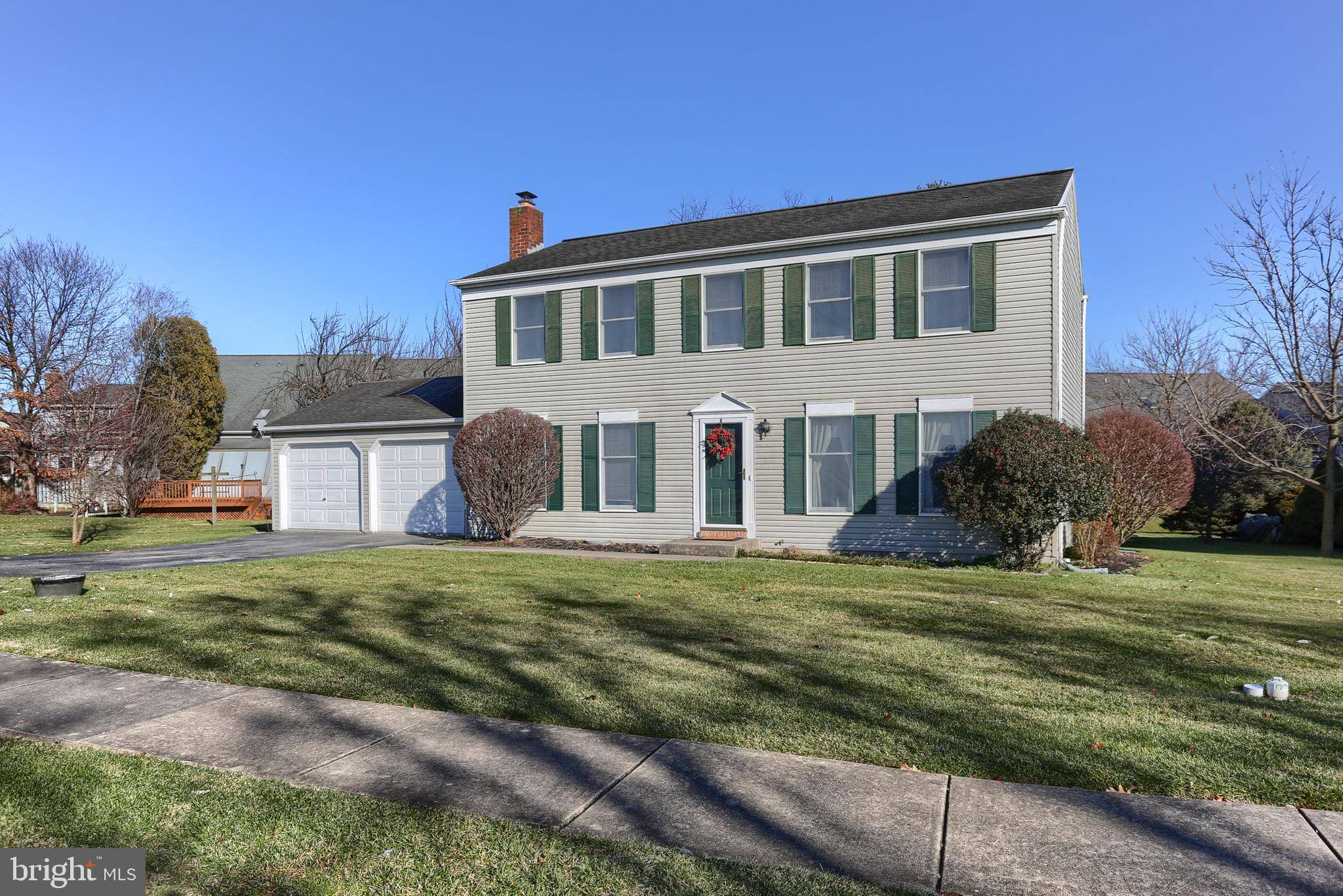 Lititz, PA 17543,324 COVENTRY LN