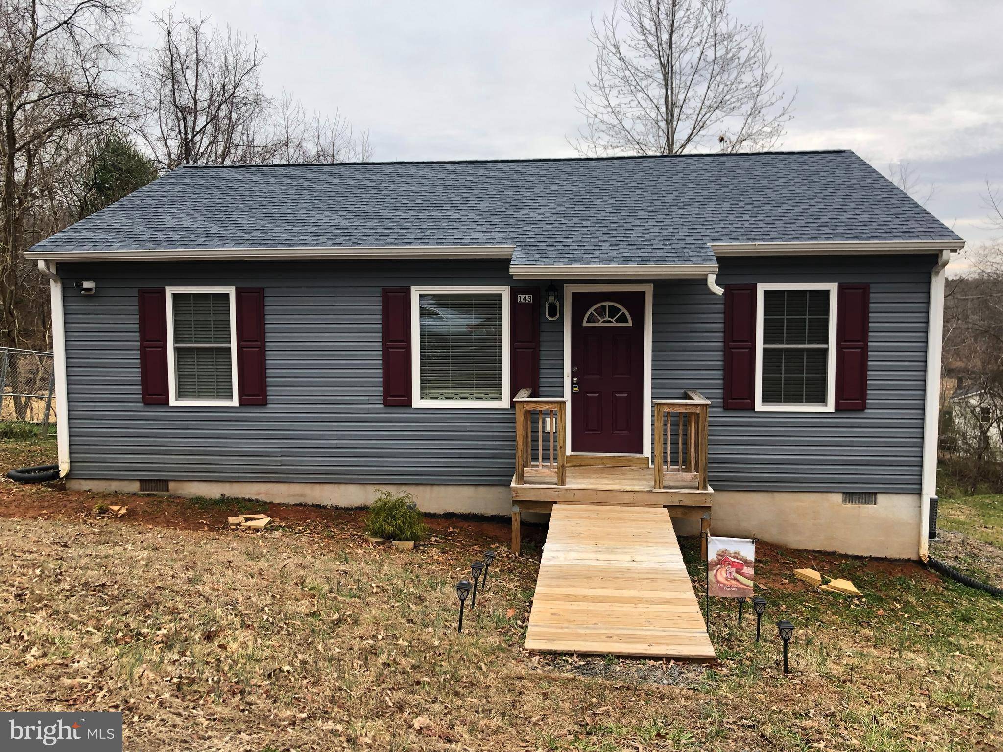 Schuyler, VA 22969,143 RIVERSIDE DR