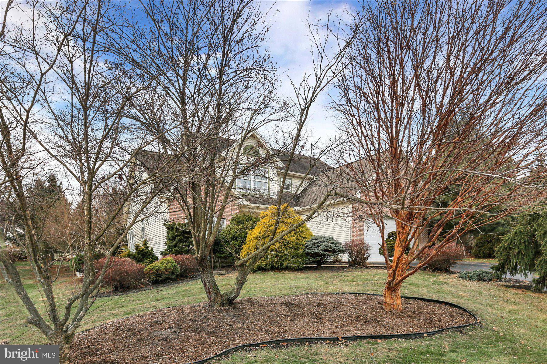 Boiling Springs, PA 17007,14 N PIN OAK DR