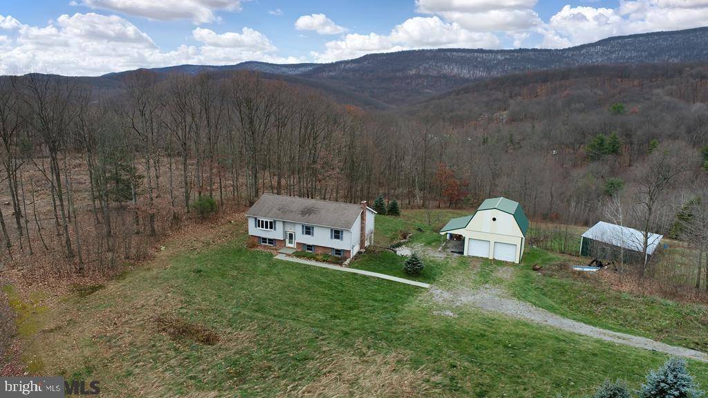 Tyrone, PA 16686,699 GYPSY CAMP HOLLOW RD