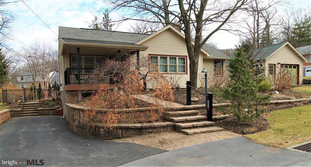 Pine Grove Mills, PA 16868,256 DEEPWOOD DR