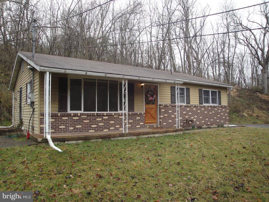 Spruce Creek, PA 16683,4724 TURNPIKE RD