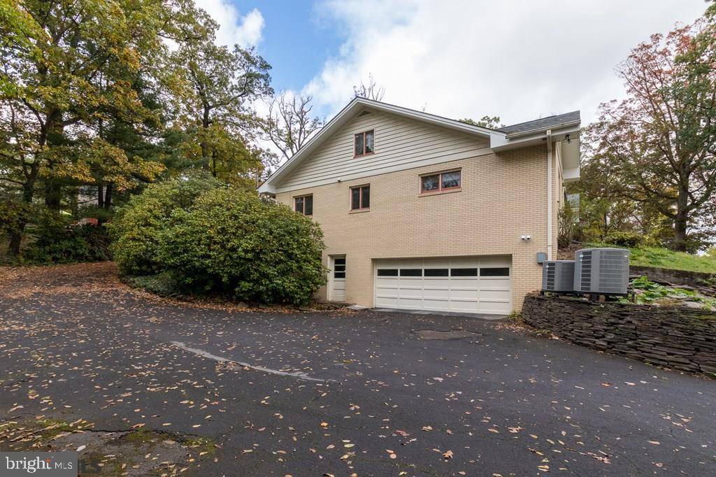 Altoona, PA 16601,400 ALTA VISTA DR