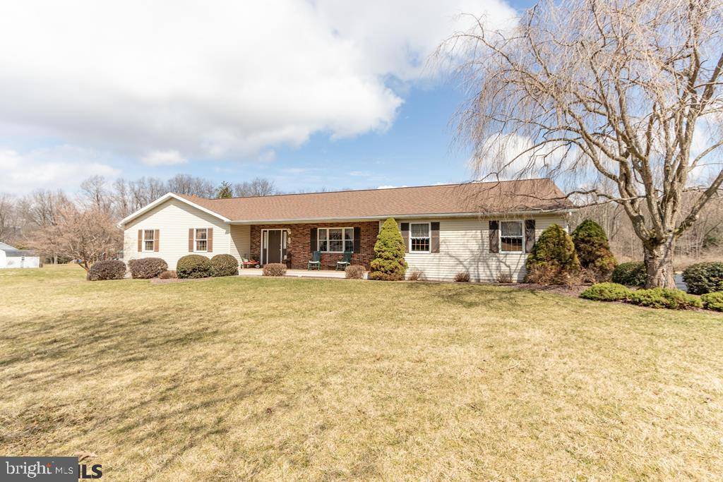 Port Matilda, PA 16870,239 LUTZ LN