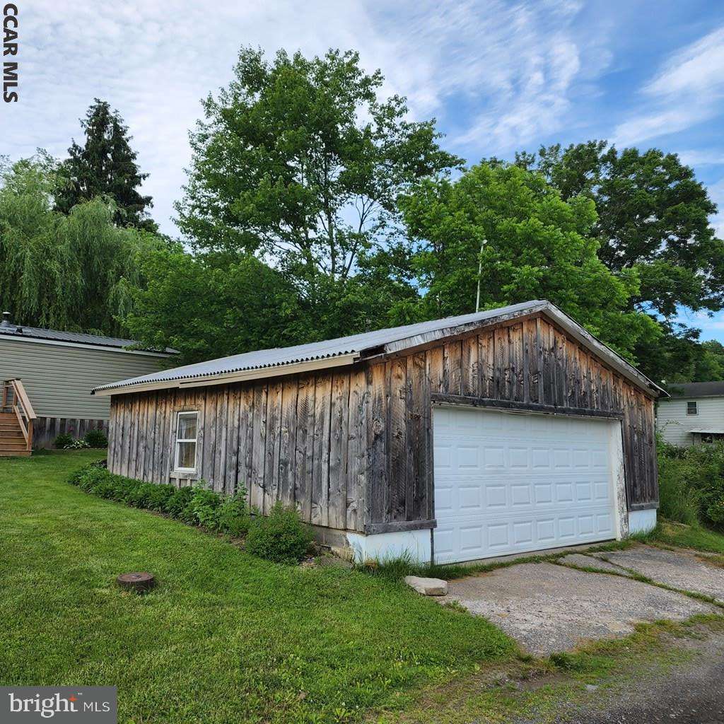 Grassflat, PA 16839,277 CLEARFIELD ST