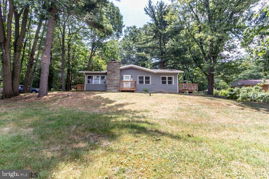 Pine Grove Mills, PA 16868,170 DEEPWOOD DR