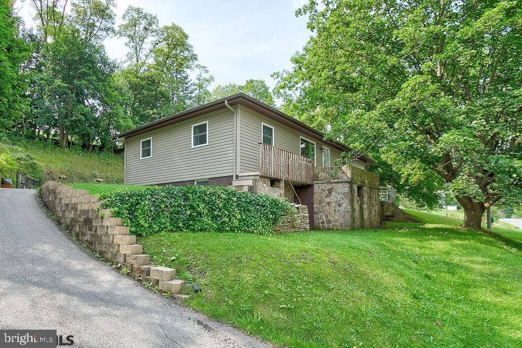 Tyrone, PA 16686,2867 PENNINGTON RD