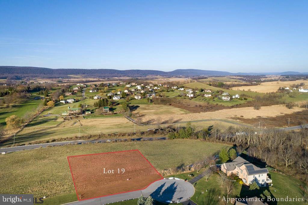 Boalsburg, PA 16828,151 ROUNDHILL RD