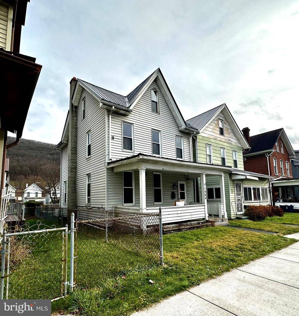 Tyrone, PA 16686,1464 PENNSYLVANIA AVE