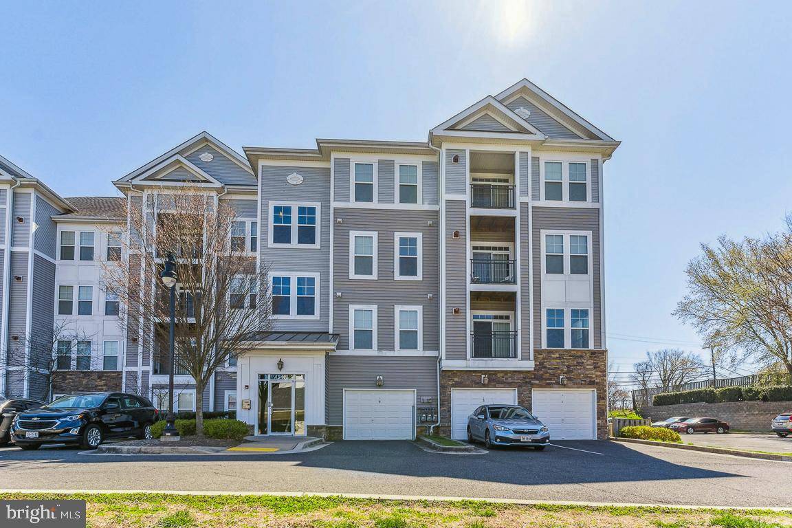 Capitol Heights, MD 20743,1341 KAREN BLVD #306