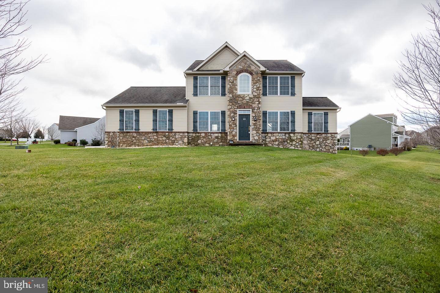 Honey Brook, PA 19344,100 WHITEHORSE DR