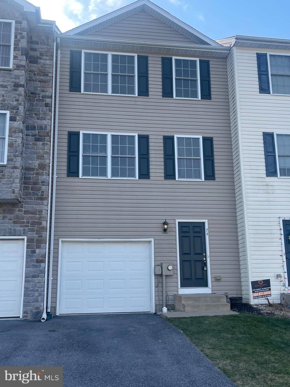 Bunker Hill, WV 25413,74 MYATT CT