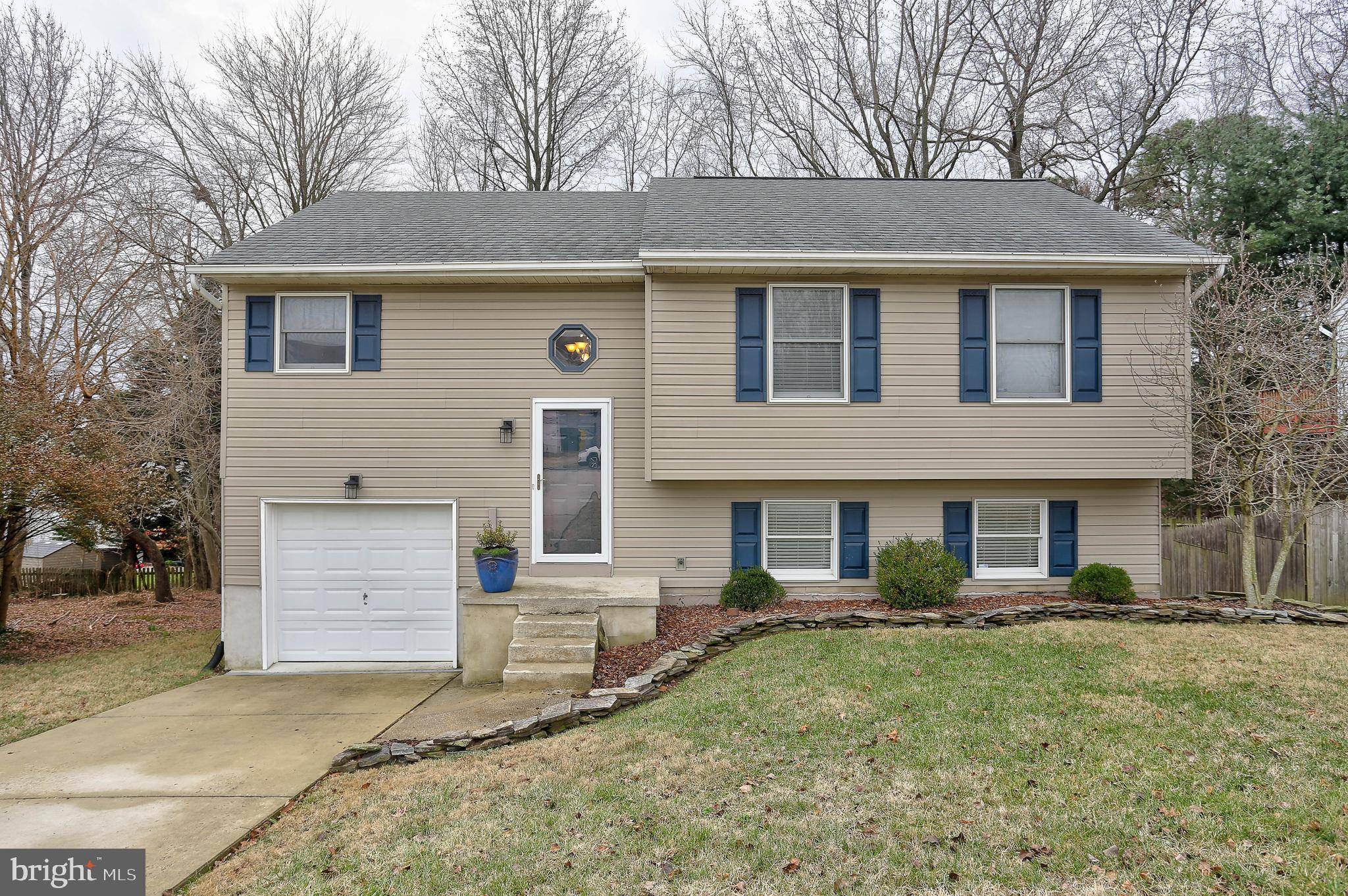 Hanover, MD 21076,7559 GREENKNOLL CT