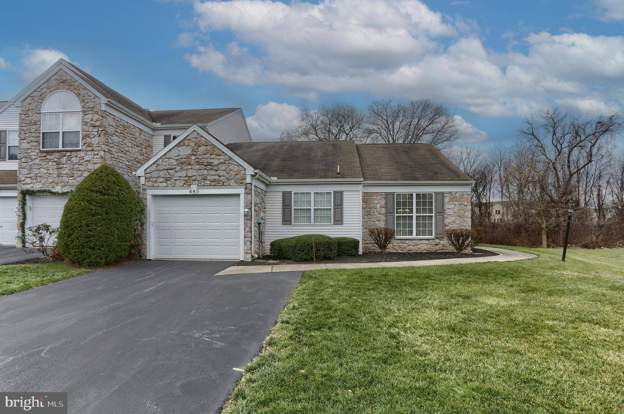 Hummelstown, PA 17036,641 SPRINGHOUSE LN