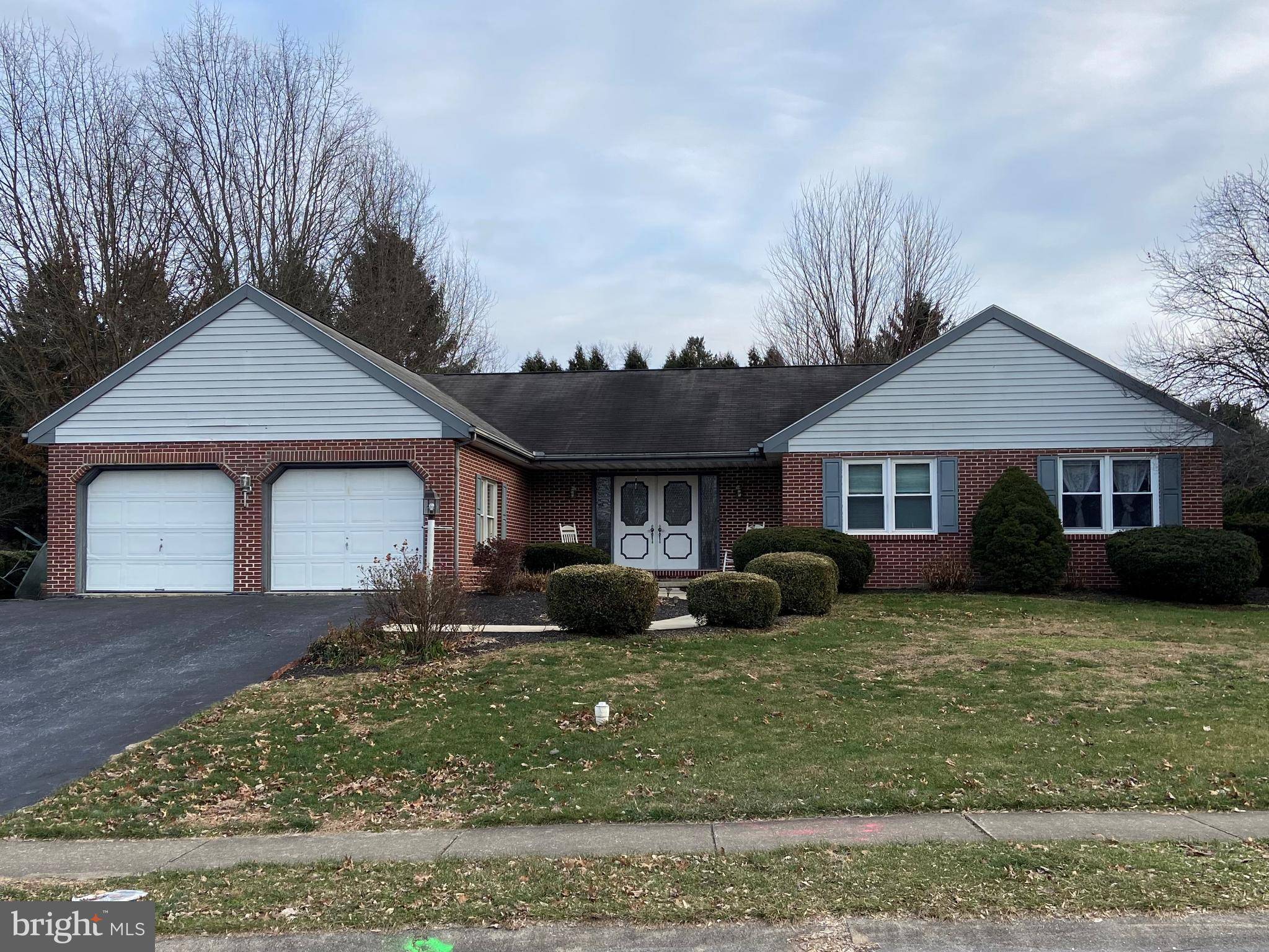 Leola, PA 17540,90 MAGNOLIA DR