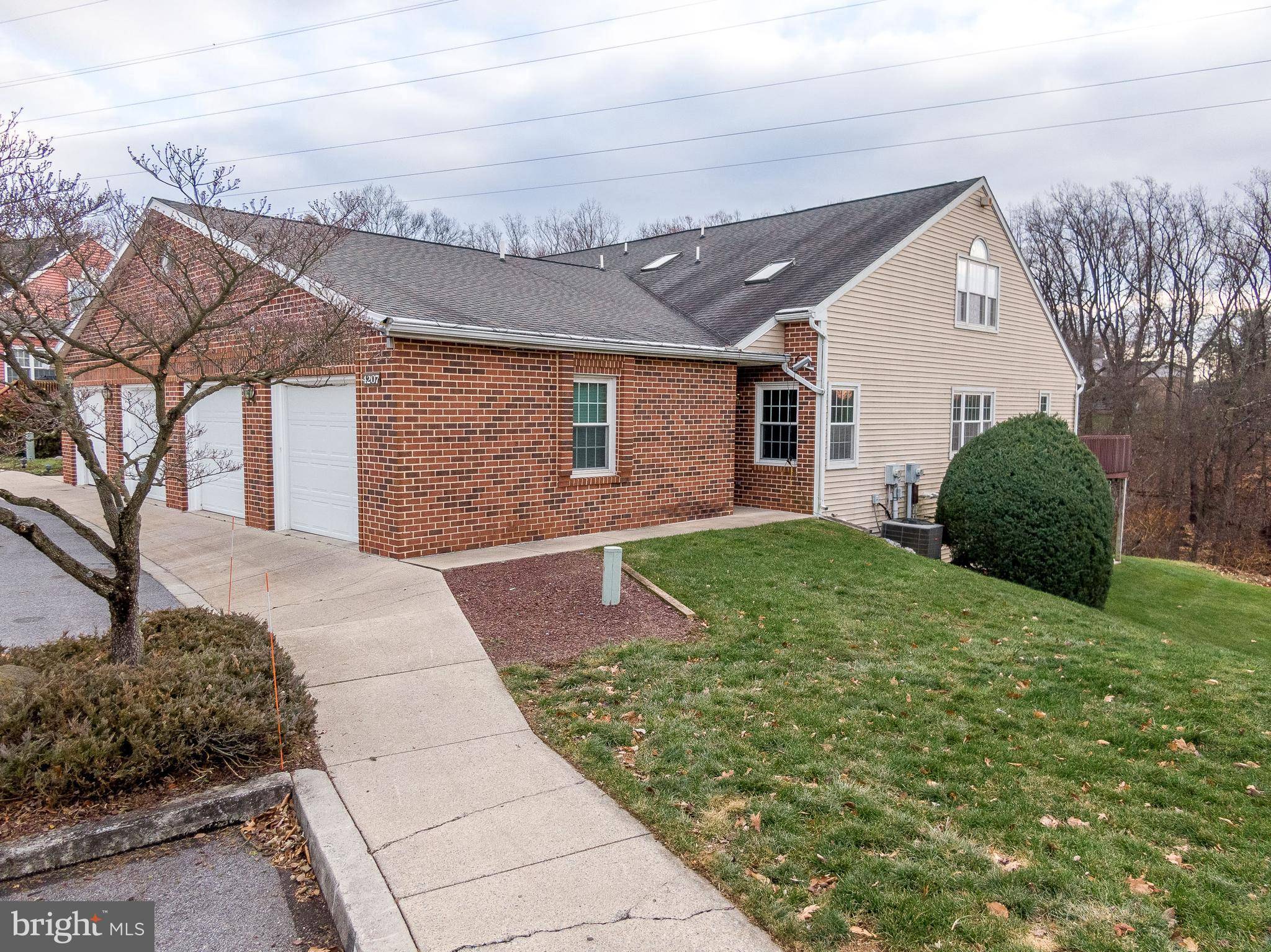 Mechanicsburg, PA 17050,4207 NANTUCKET DR