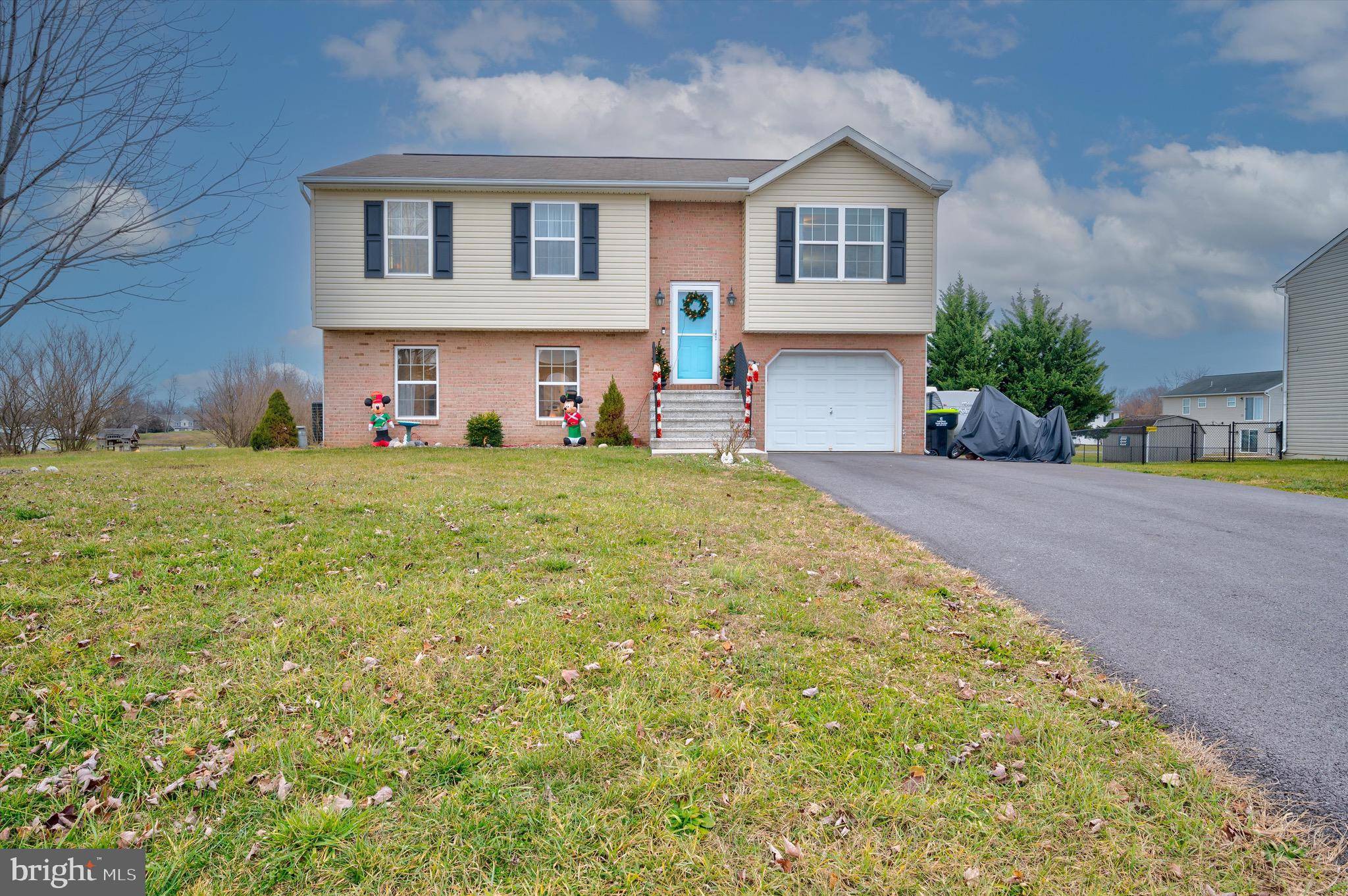 Greencastle, PA 17225,713 RUTHERFORD DRIVE