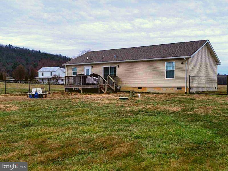 Luray, VA 22835,921 FAIRVIEW RD