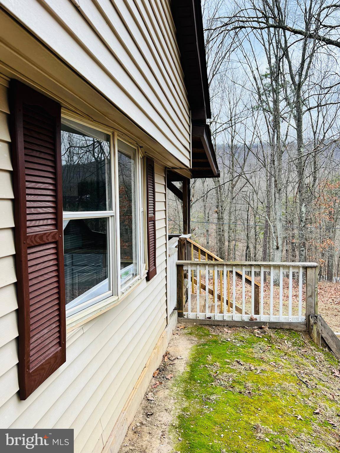 Paw Paw, WV 25434,309 FRANK HAINES RD