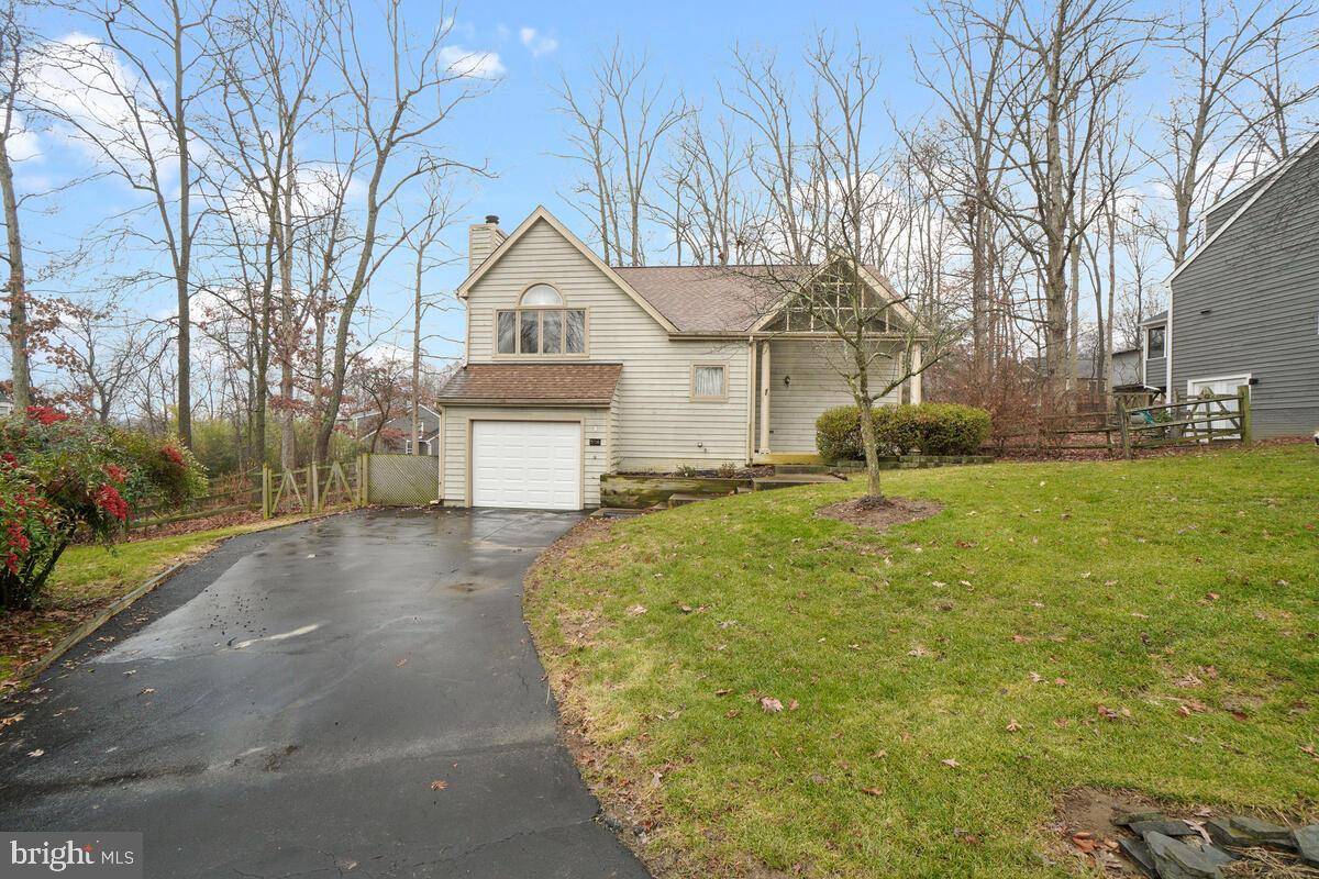 New Market, MD 21774,5736 OLD LOG CT