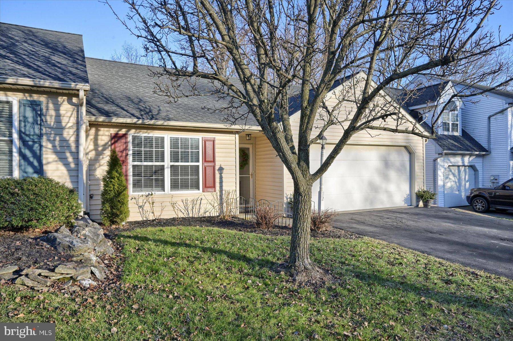 Lancaster, PA 17603,12 MILL POND DR