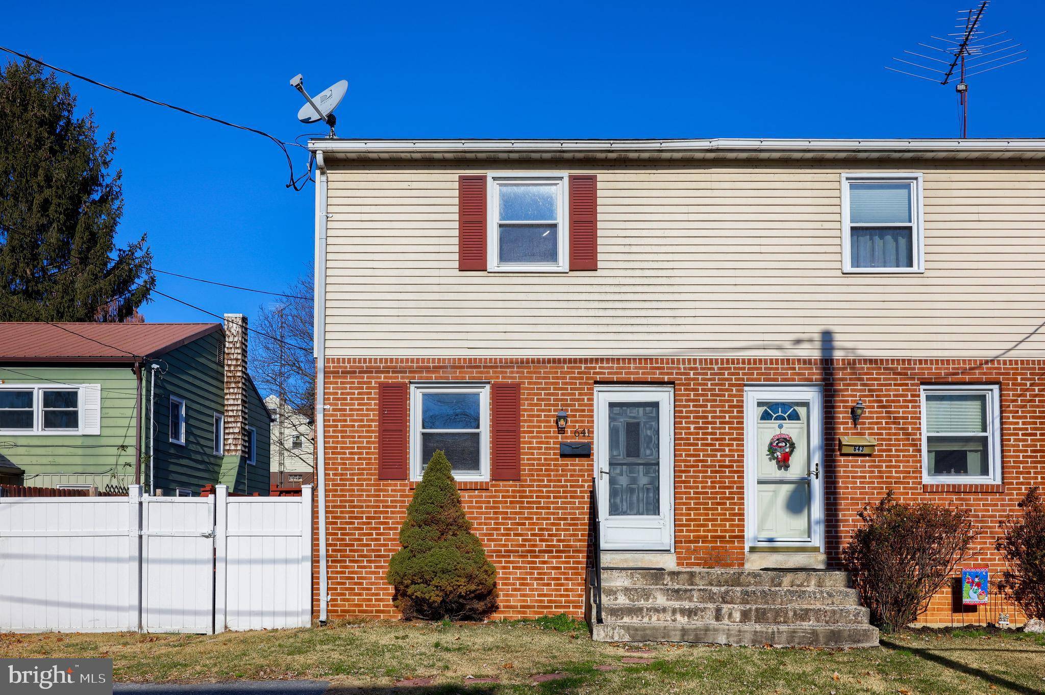 Columbia, PA 17512,641 FAIRVIEW AVE