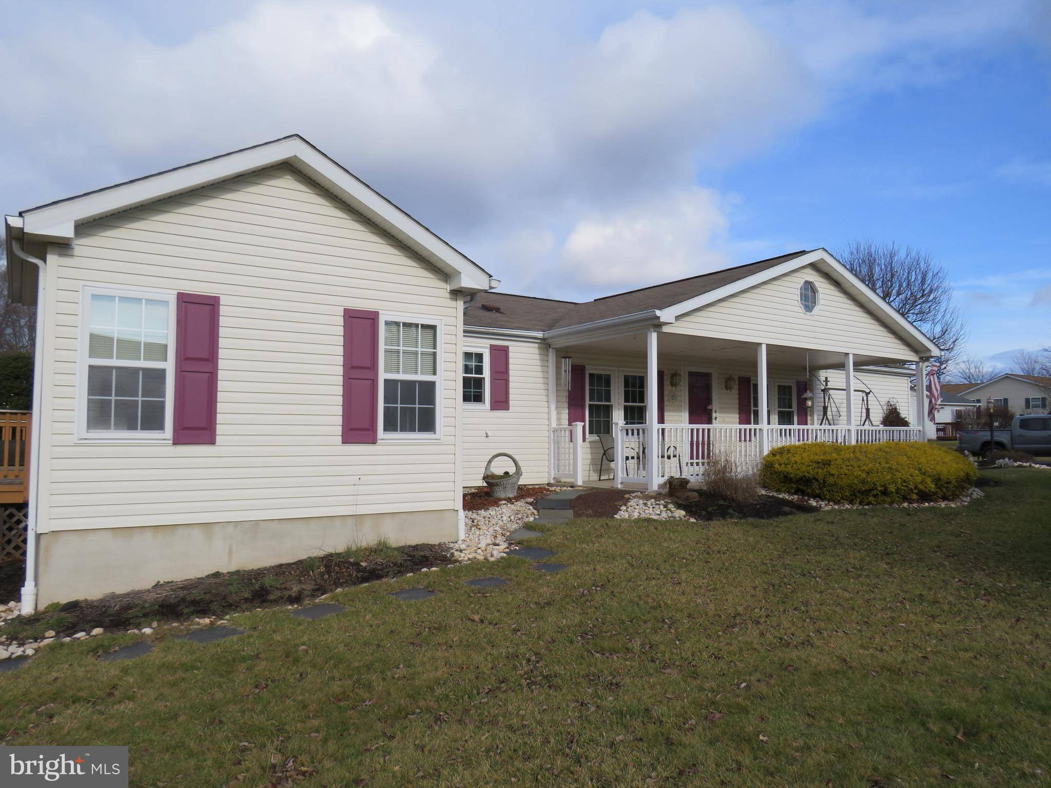 New Hope, PA 18938,284 COUNTRYSIDE CIR