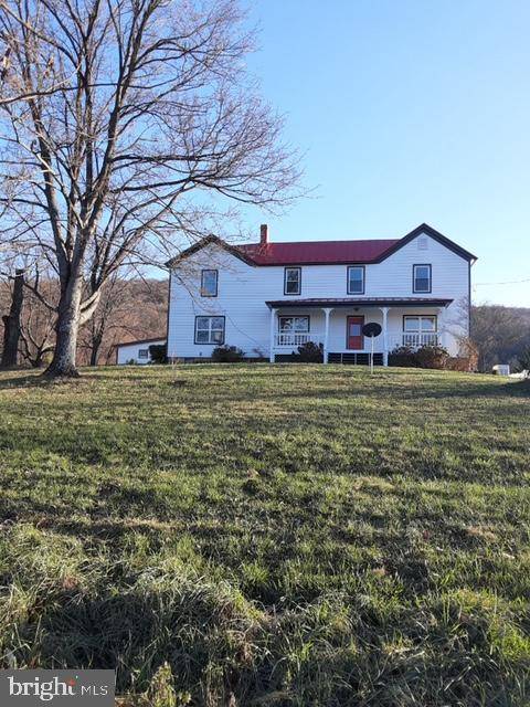 Linden, VA 22642,125 RED BARN LN