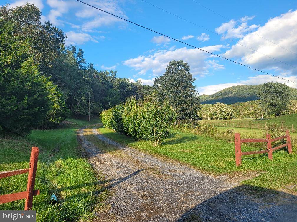 Old Fields, WV 26845,51 HICKORY HILL RD