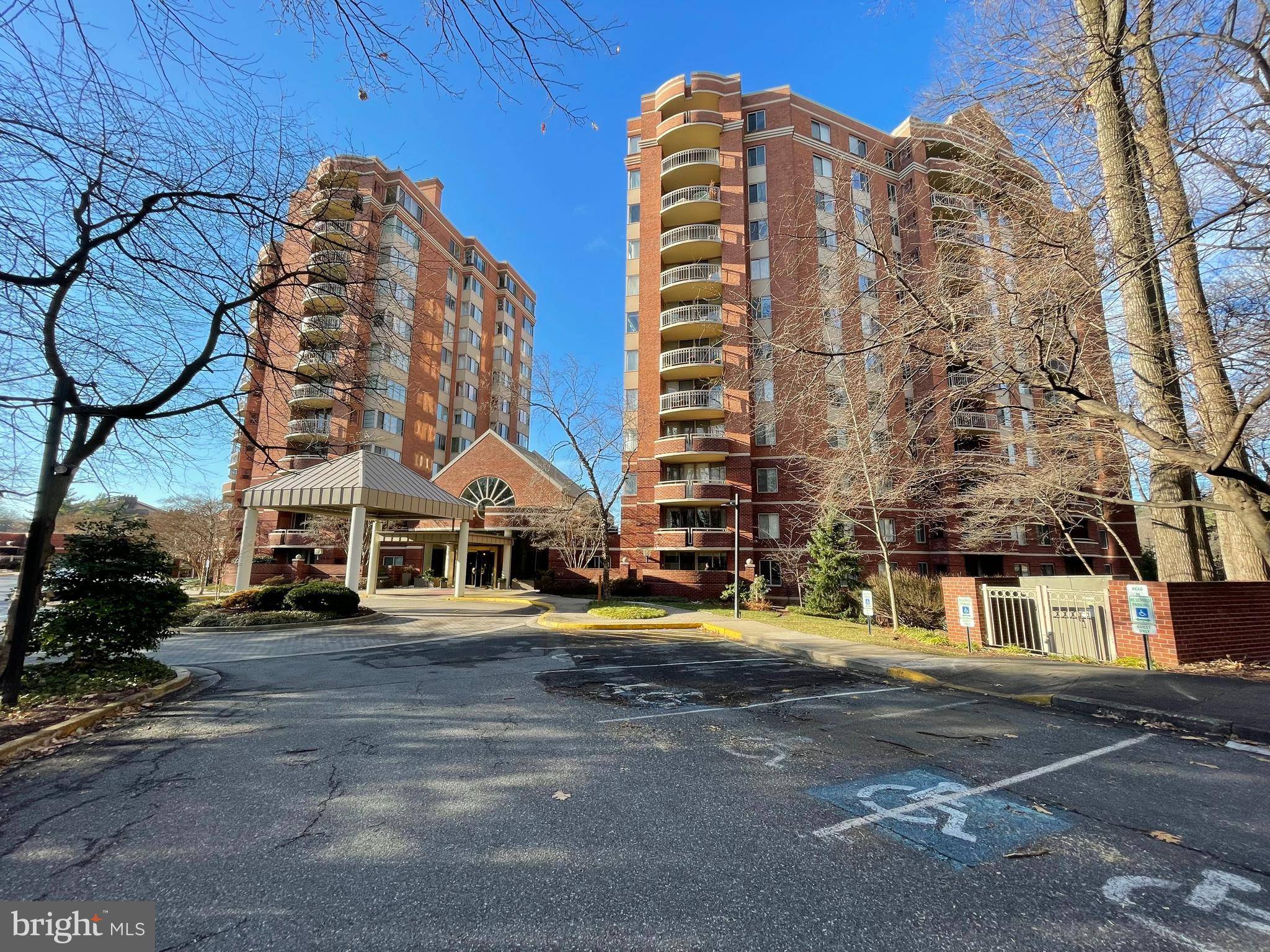 Rockville, MD 20852,5800 NICHOLSON LN #1-808