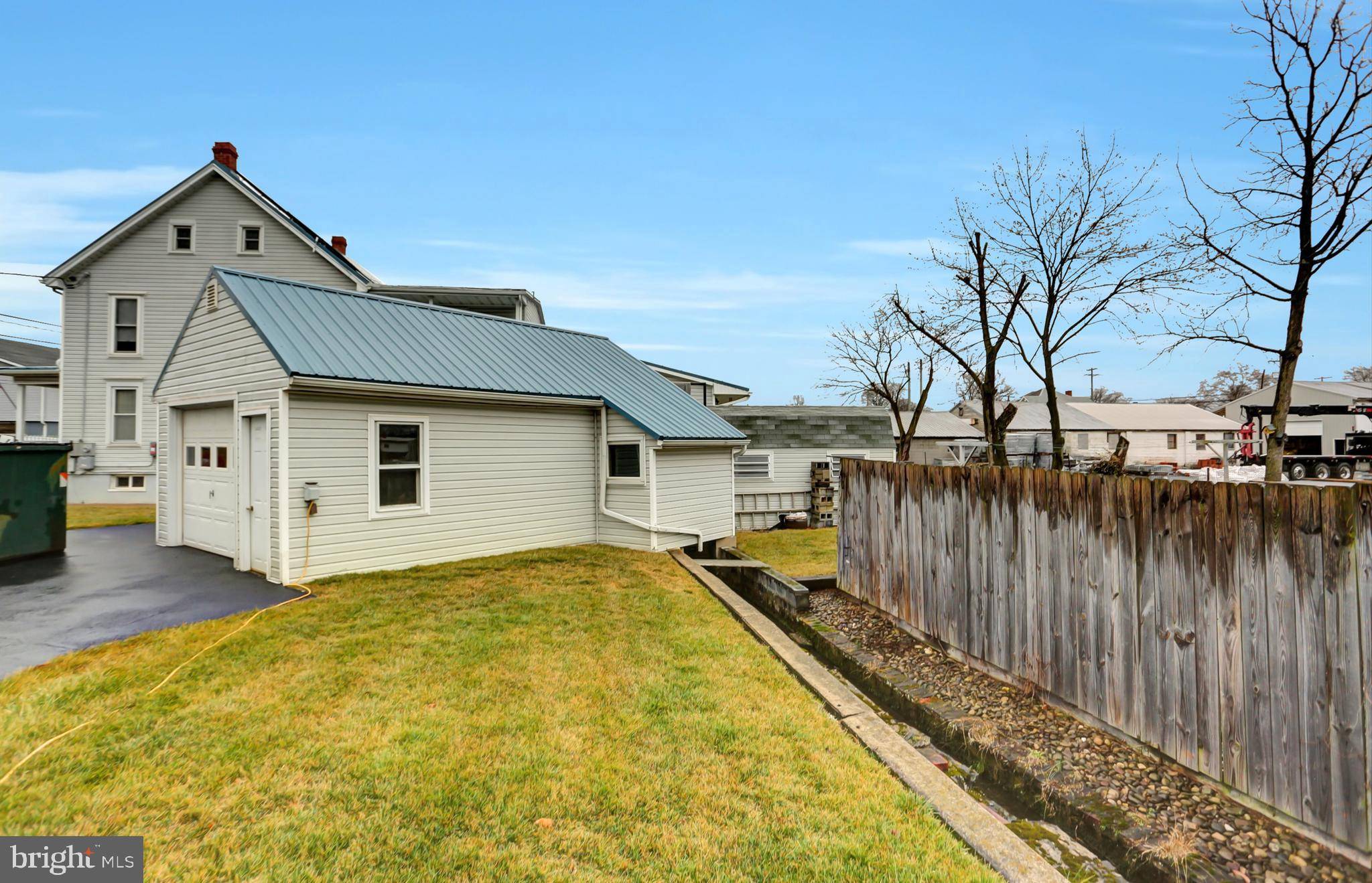 Shippensburg, PA 17257,126 W BURD ST