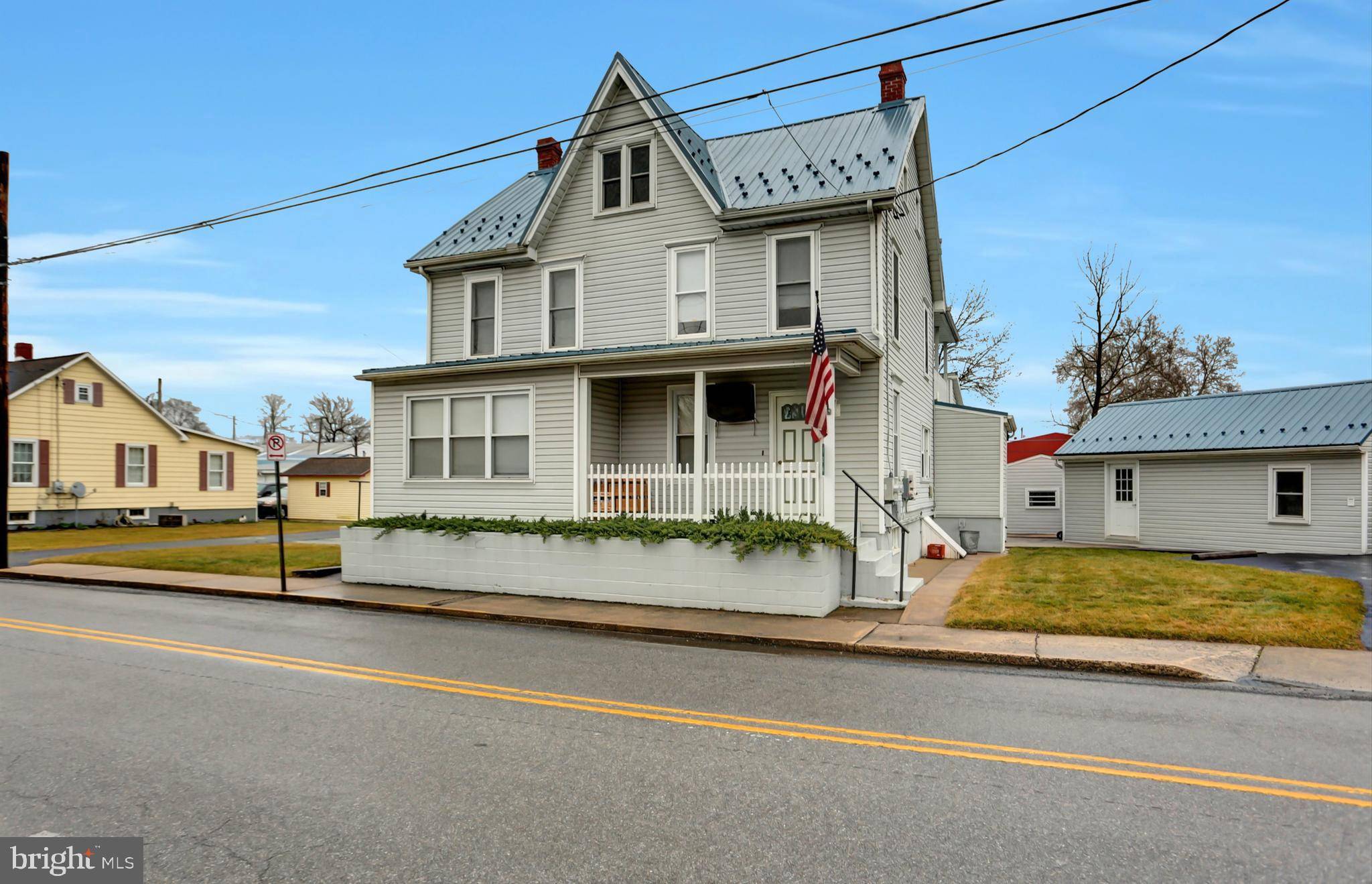 Shippensburg, PA 17257,126 W BURD ST