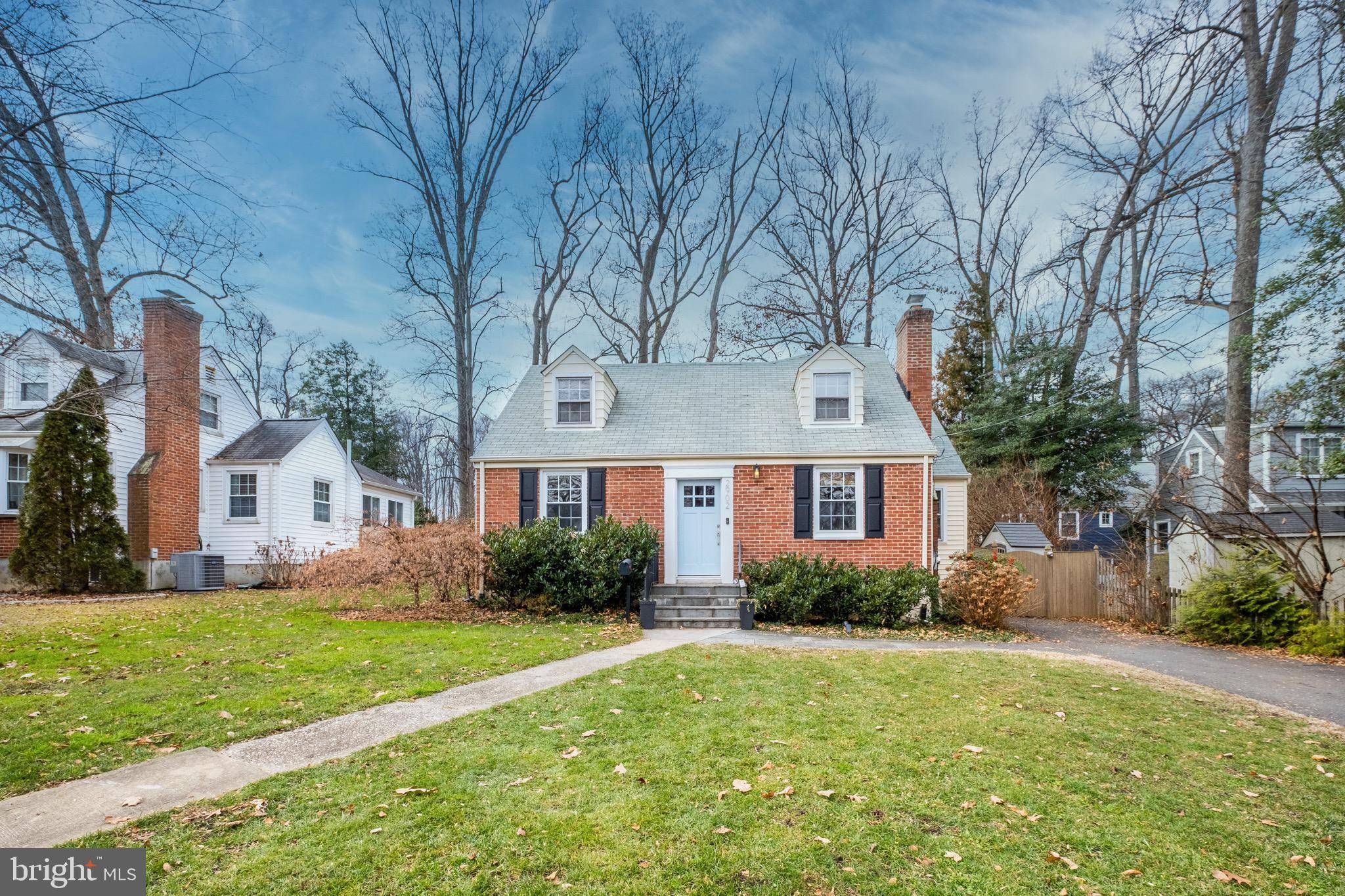 Falls Church, VA 22042,2902 ROSE PL