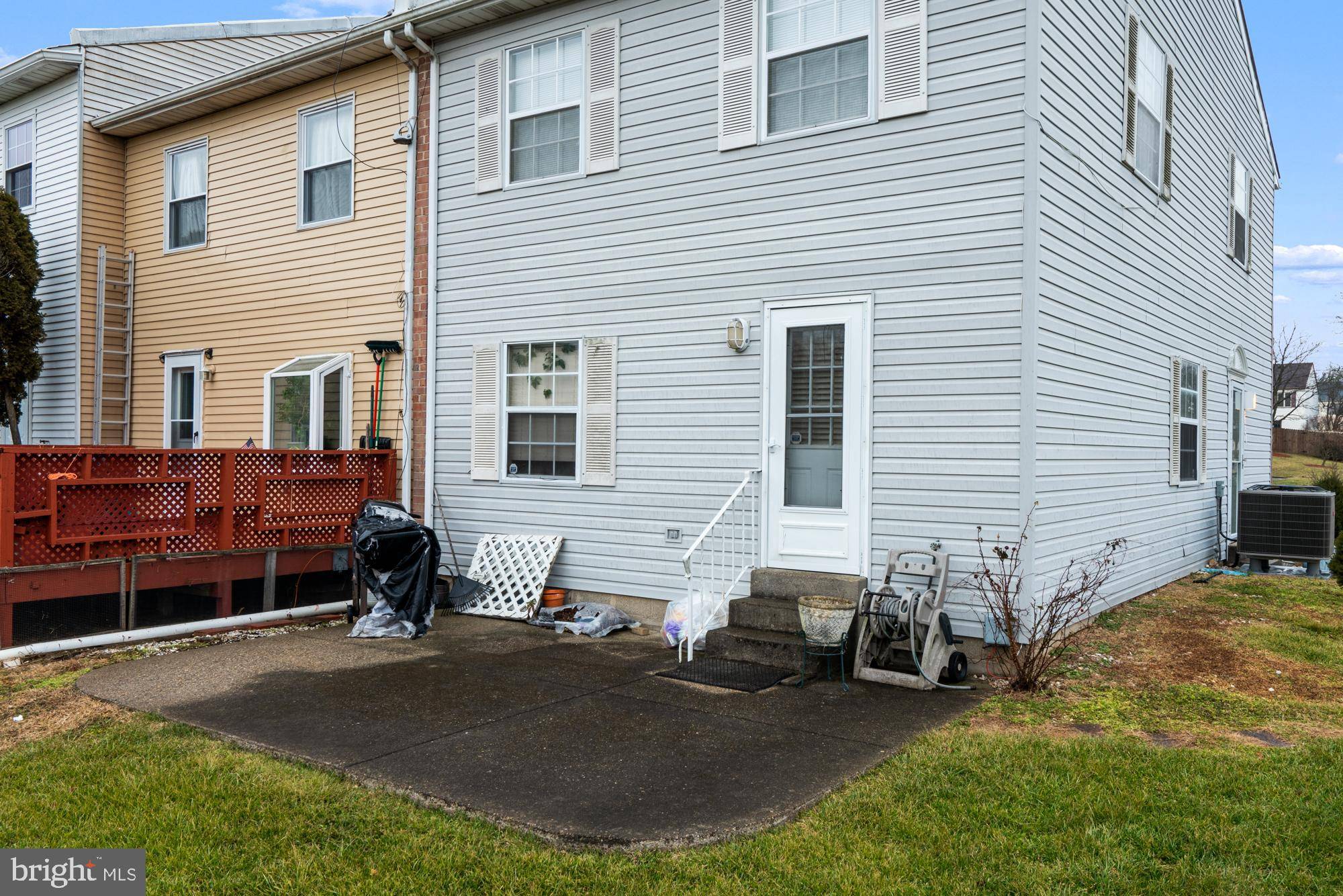 Bensalem, PA 19020,2380 YEAGER CT