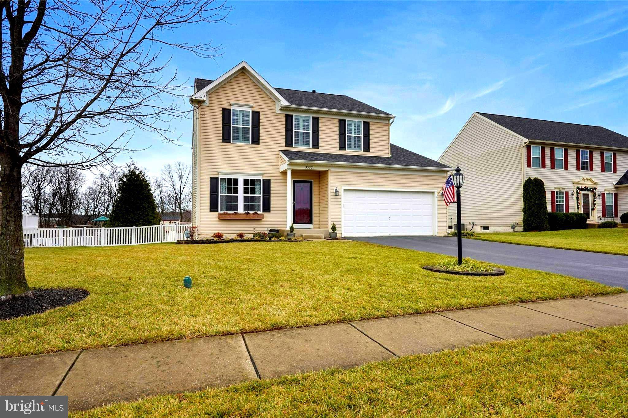 Spring Grove, PA 17362,3535 HARDWOOD TER