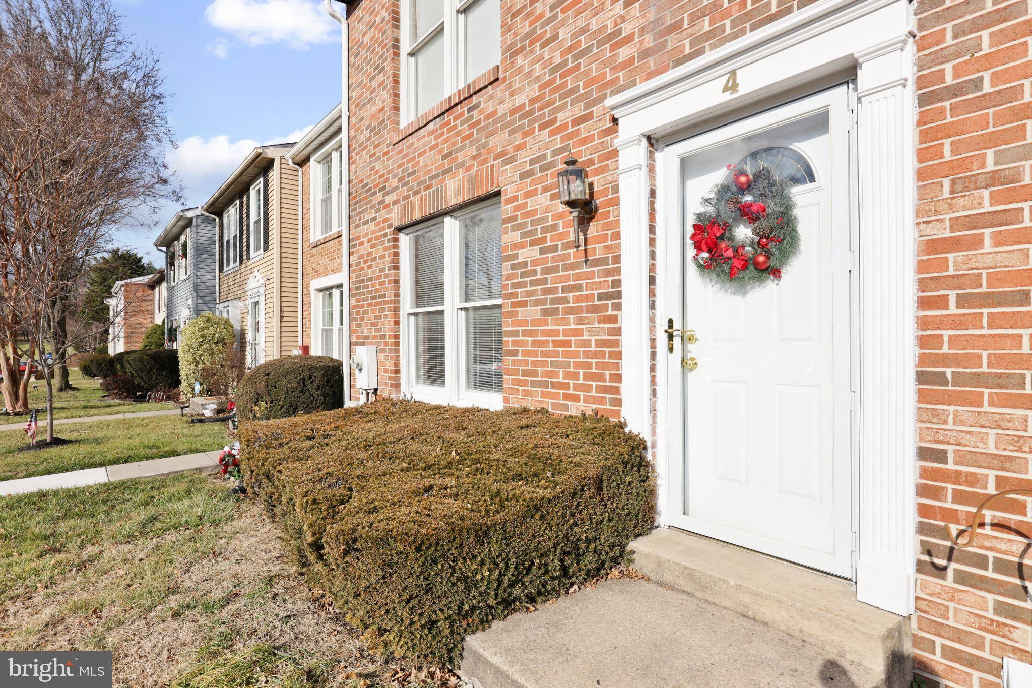 Nottingham, MD 21236,4 HOBAN CT