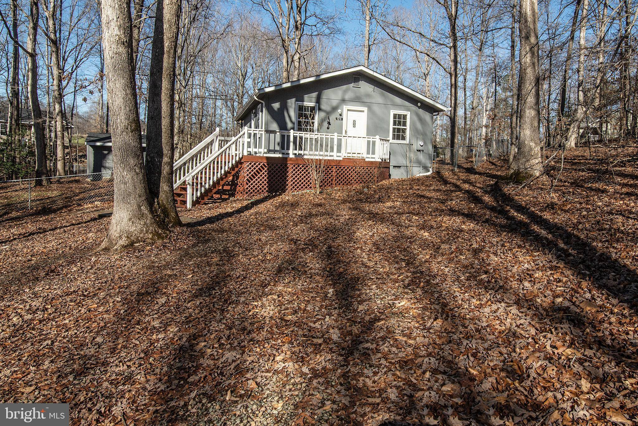 Ruther Glen, VA 22546,128 NEEDWOOD DR