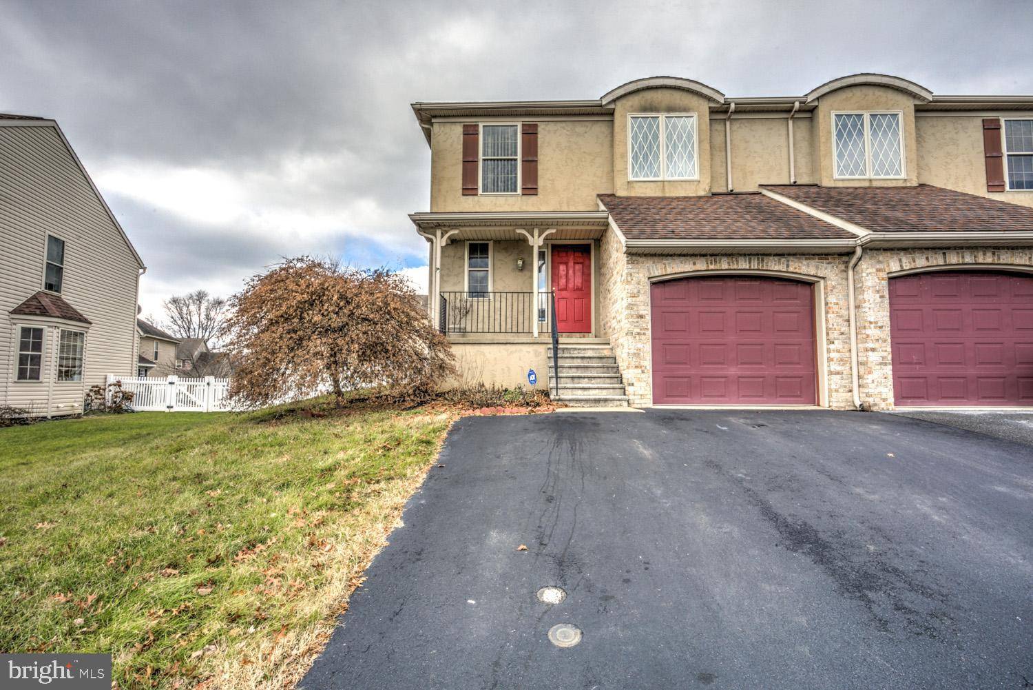 Ephrata, PA 17522,41 HAWK LN