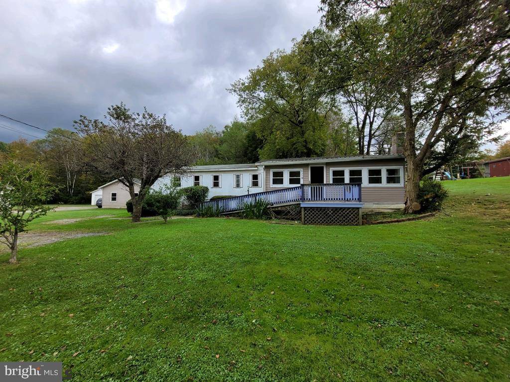 Clarence, PA 16829,523 CLARENCE ROAD