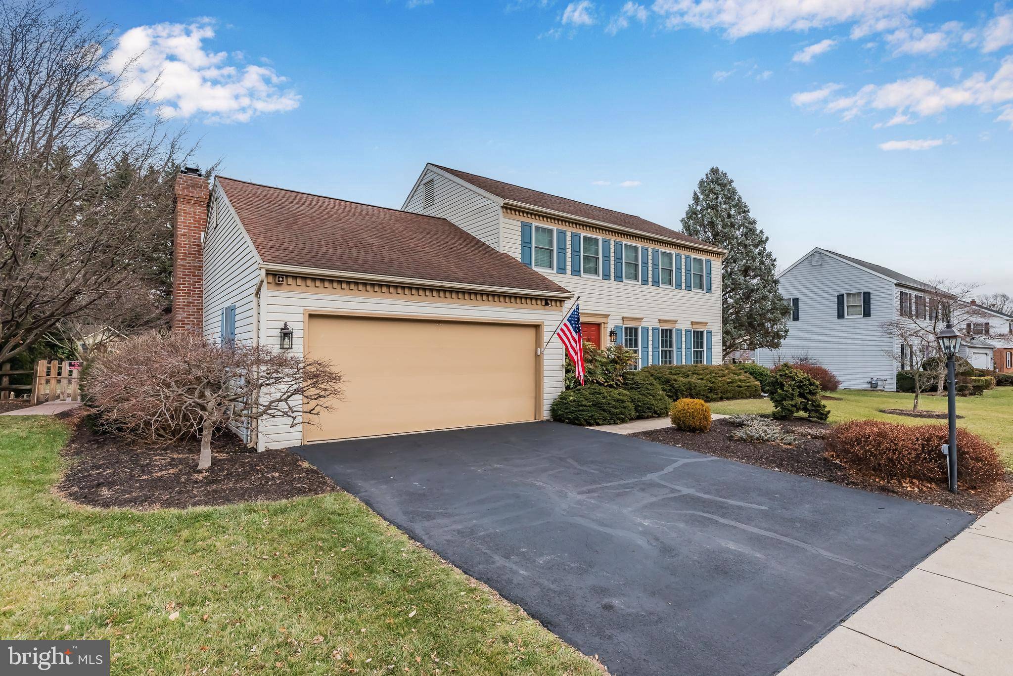 Chambersburg, PA 17201,811 ROSEWOOD COURT