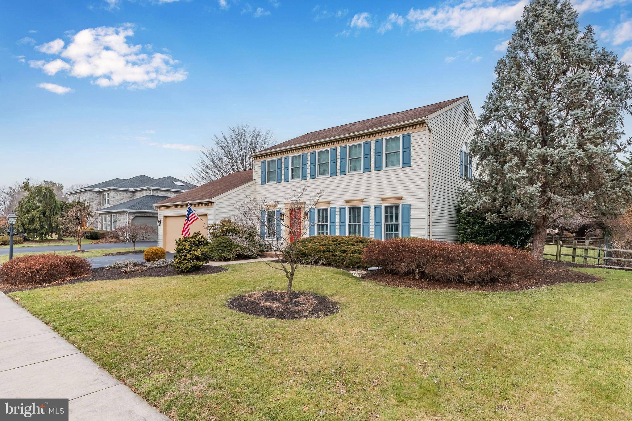 Chambersburg, PA 17201,811 ROSEWOOD COURT