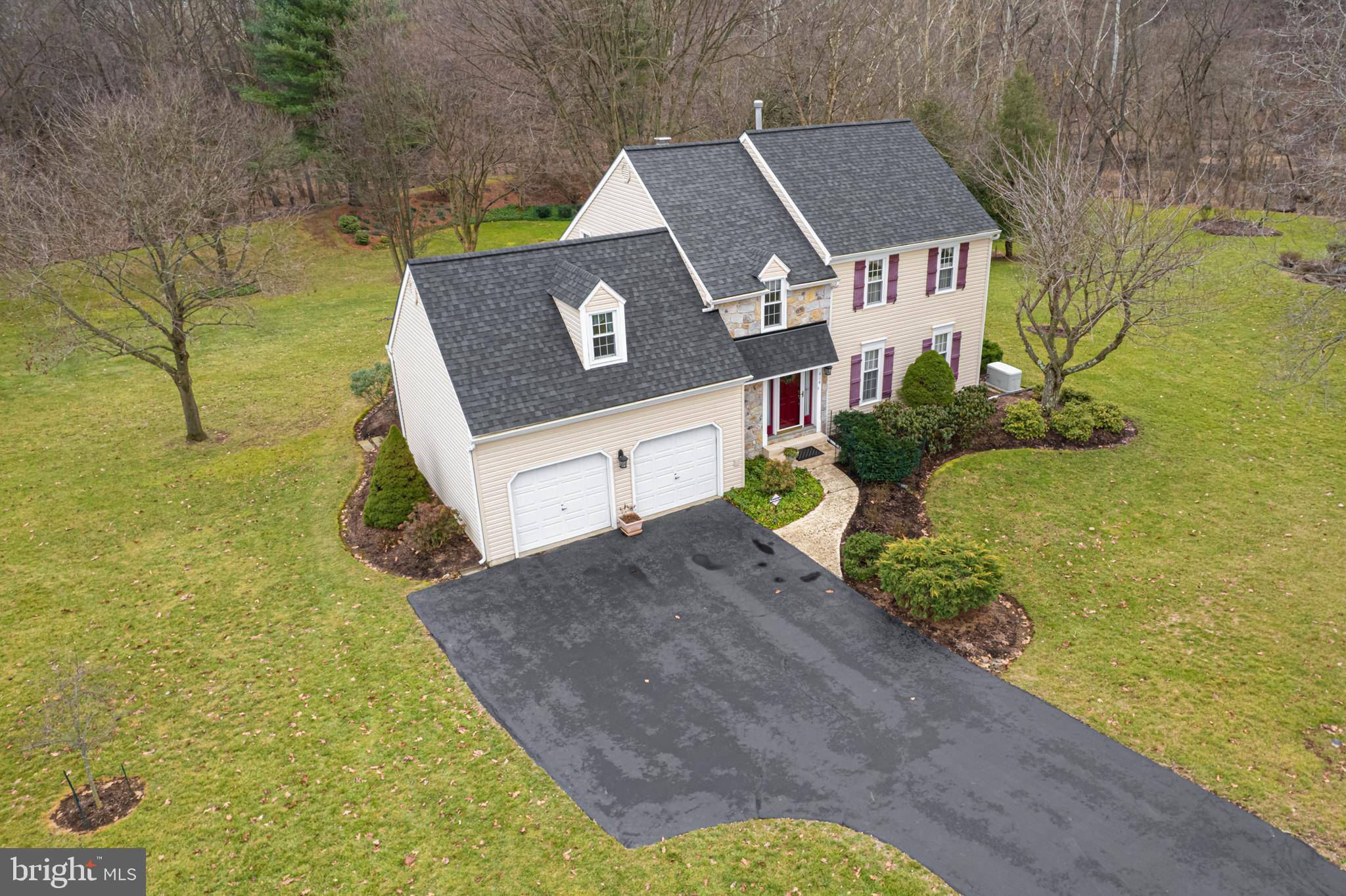 Phoenixville, PA 19460,414 SAINT ANNS CIR