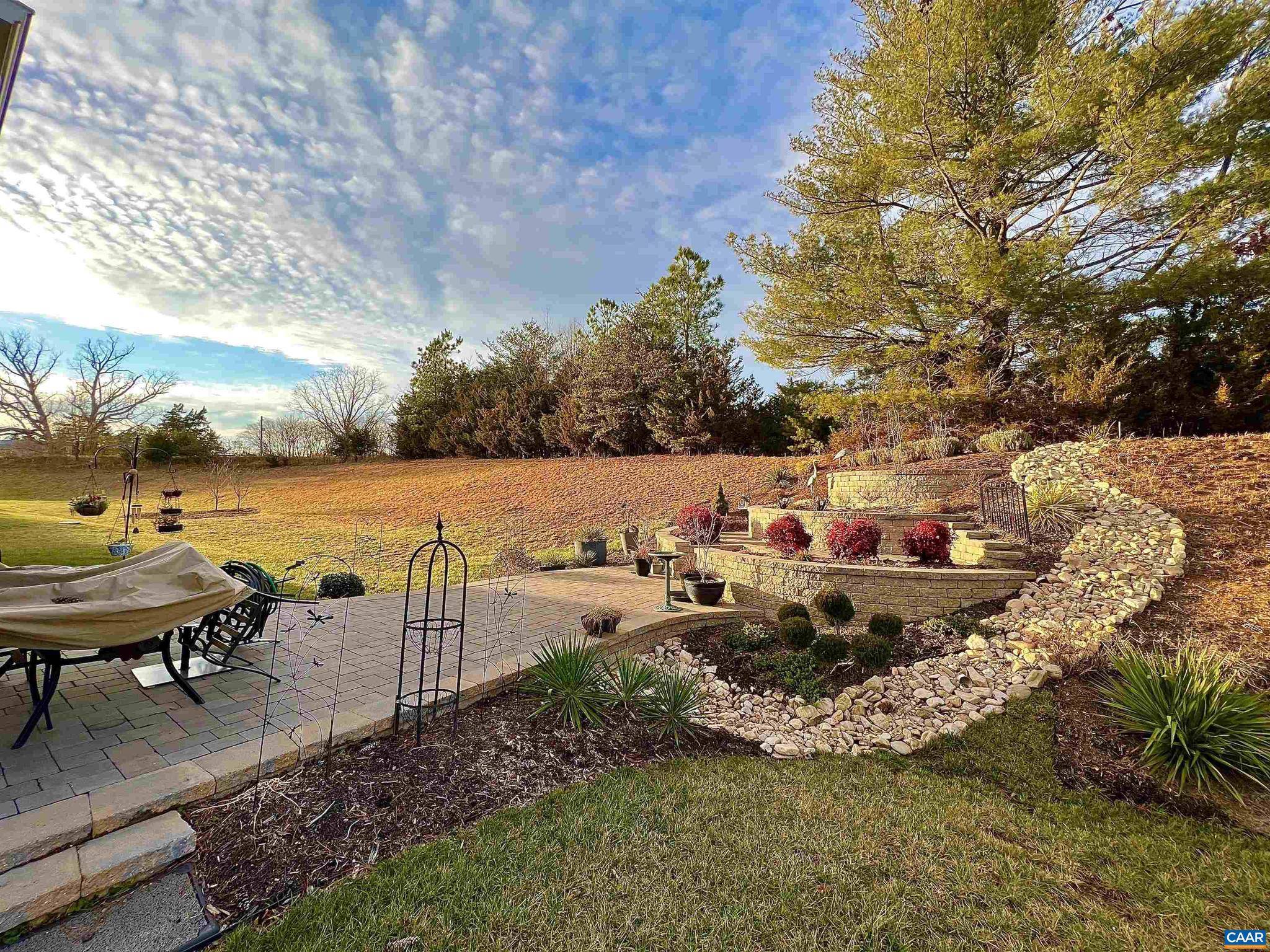 Palmyra, VA 22963,160 CRAPE MYRTLE DR