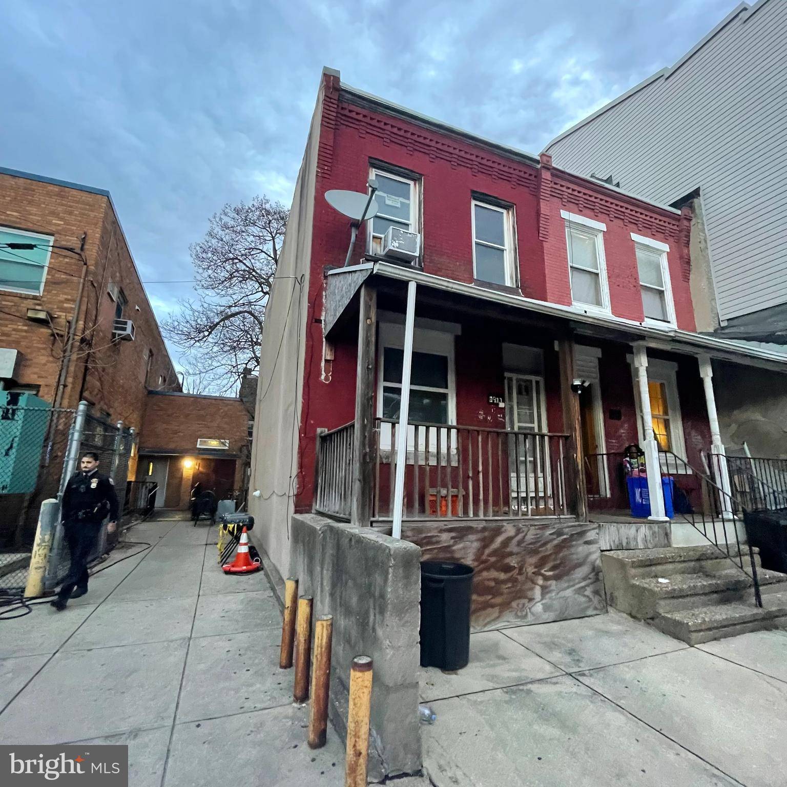 Philadelphia, PA 19104,3917 WARREN ST