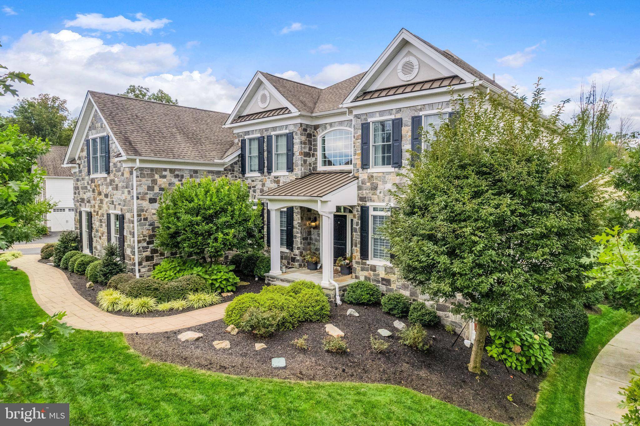 Newtown Square, PA 19073,502 TWIN CREEK LN