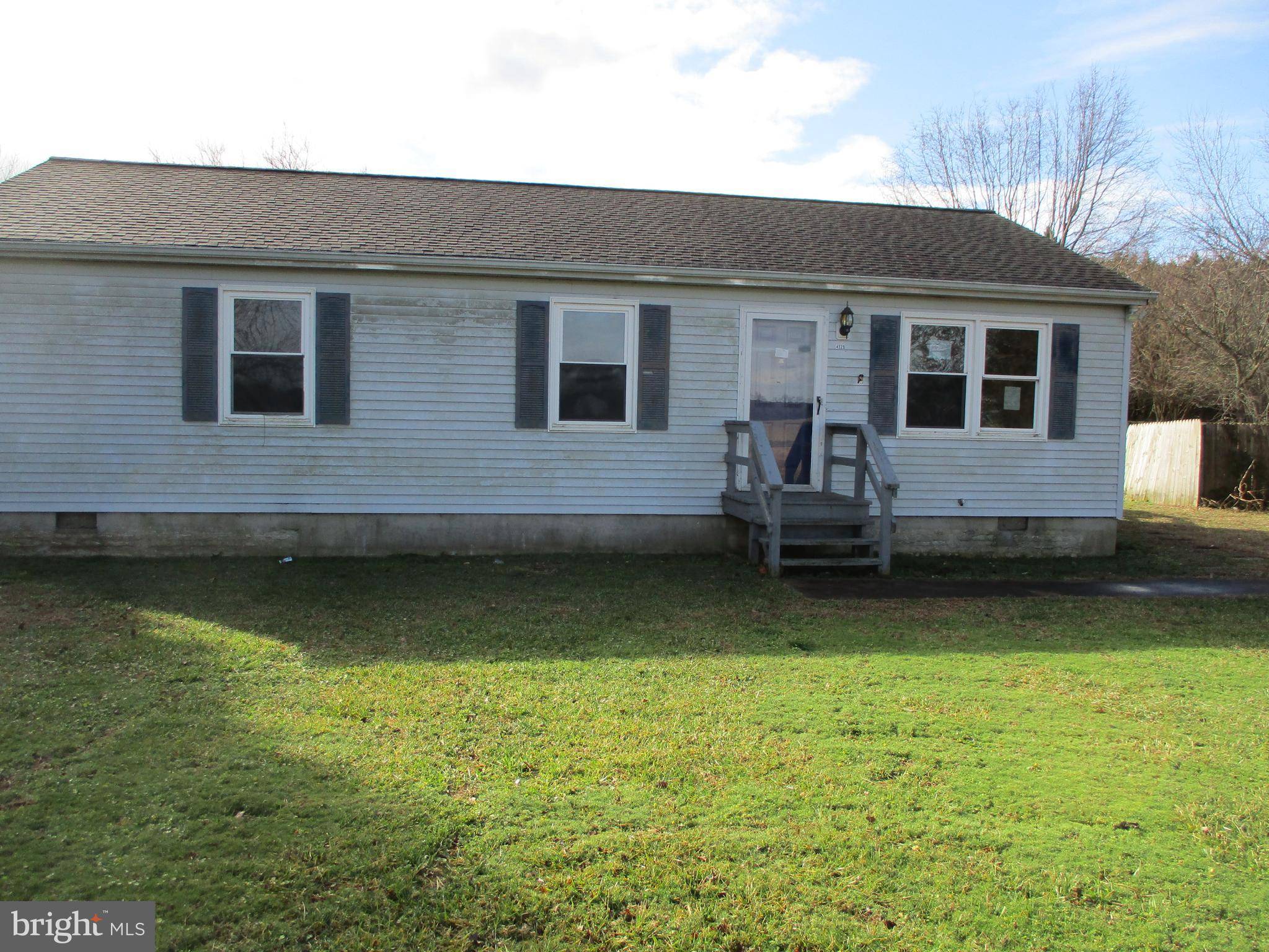 Hurlock, MD 21643,4329 BLINK HORN RD