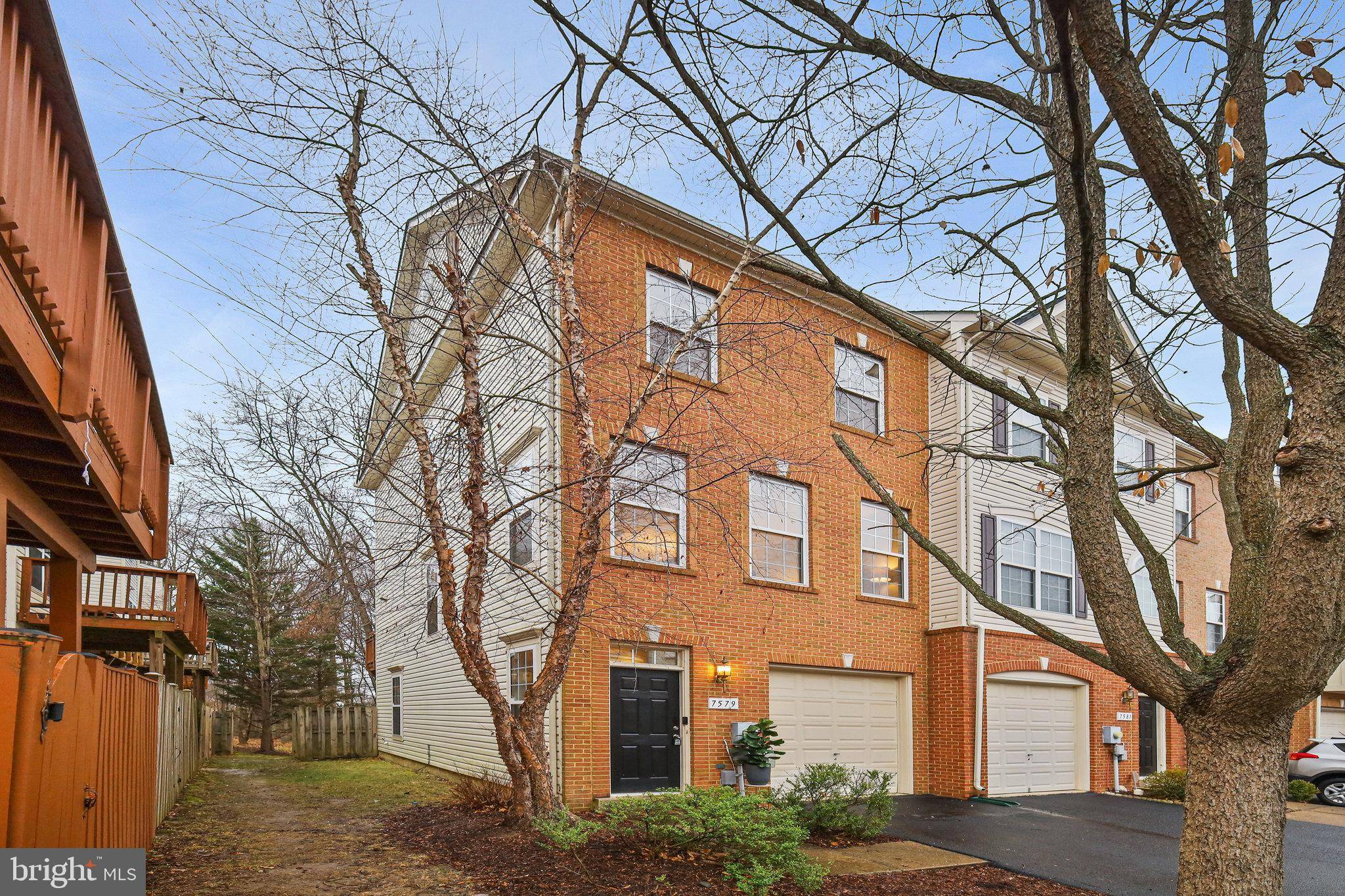 Alexandria, VA 22306,7579 GREAT SWAN CT