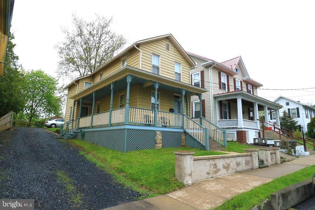 Bellefonte, PA 16823,371 REYNOLDS AVE